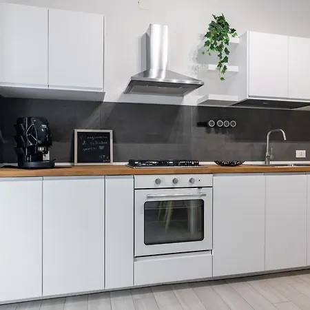 Guesthost - Sicilian Dream - Modern Daire Palermo